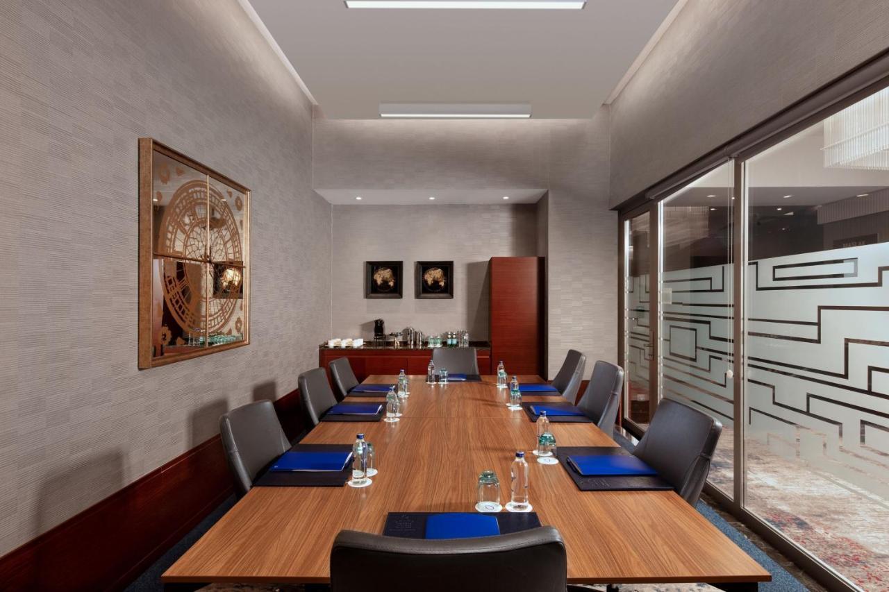 Hotel Delta By Marriott Levent 4*
