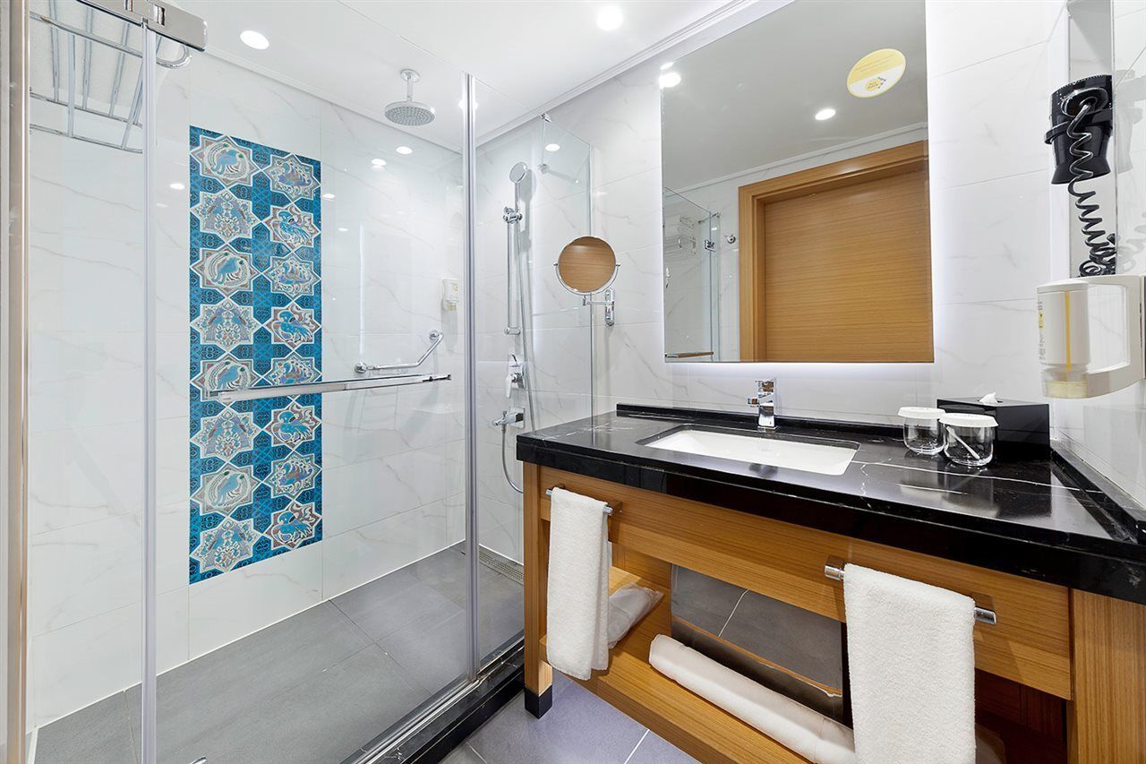 Hotel Delta By Marriott Levent